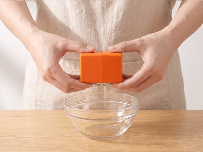 🔥🔥🔥Limited-time 😮‍💨 Buy 2 Get 1 Free ！！！🍳 Quick Egg Cracker Tool – Open Hundreds Of Eggs Faster & Cleaner——Microwave Egg Poacher 🔥